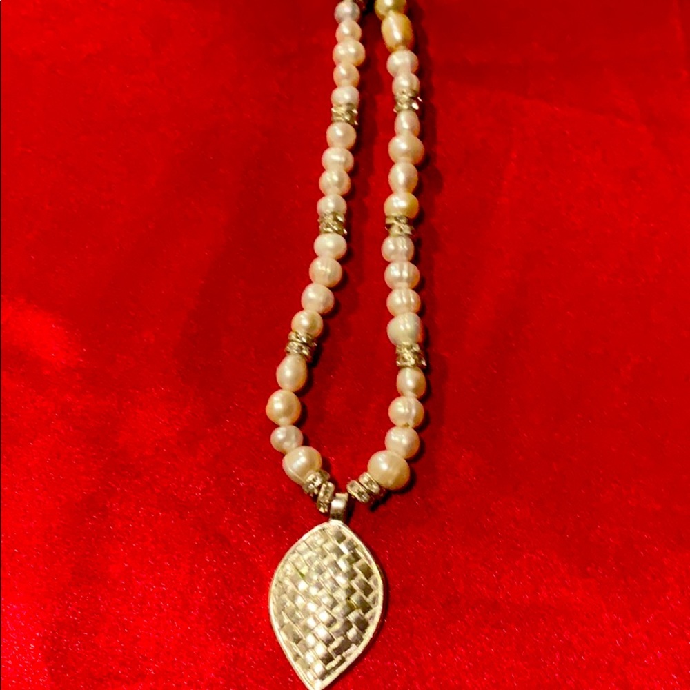 Freshwater pearl necklace